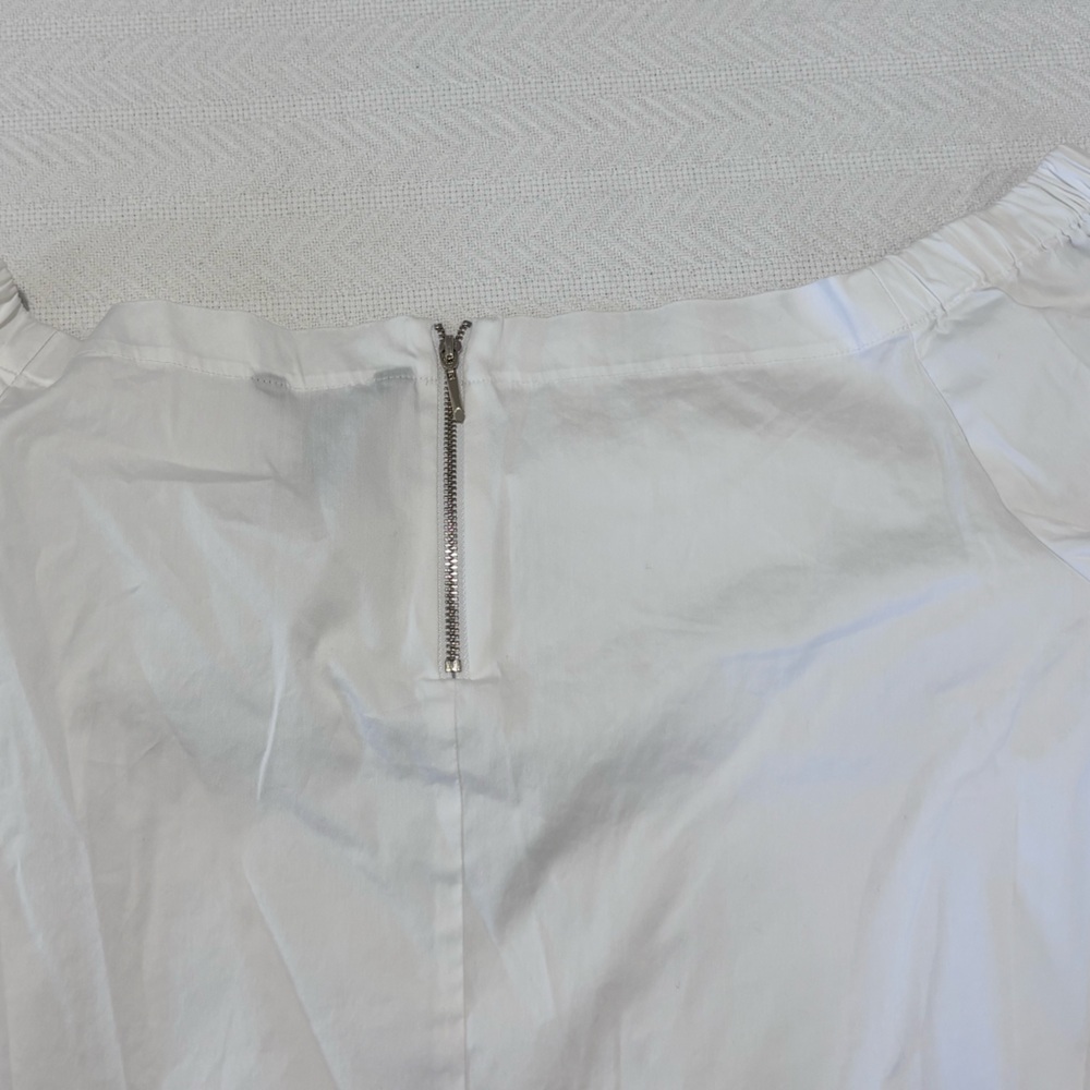 💚White House Black Market Crisp White Blouse💚 - Picture 6 of 11